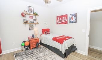 102 Eastwood Dr, Brandon, MS 39042