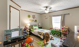 957 Blessing Rd, Albertville, AL 35951