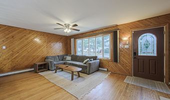 48 W BOLTON Ave, Absecon, NJ 08201