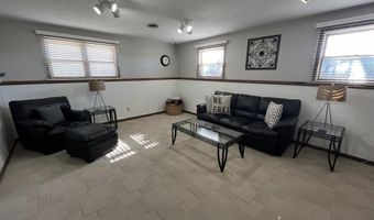 1021 NE 15th Ave, Aberdeen, SD 57401