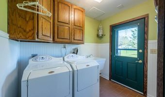130 Linda Dr, Aurora, MN 55705