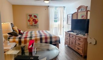 3101 N Country Club Dr 101, Aventura, FL 33180