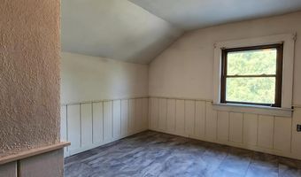 538 N Main St, Ada, OH 45810