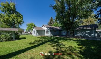 826 Cody Ave, Cody, WY 82414