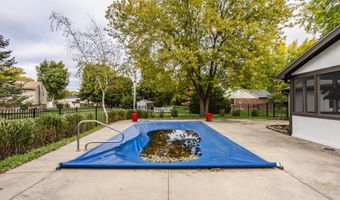 8740 Royal Meadow Dr, Indianapolis, IN 46217