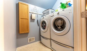 5 Hidden Valley Rd, Andover, NJ 07860