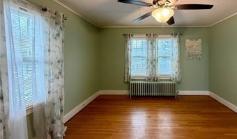 2812 Ogden Pl, Utica, NY 13501