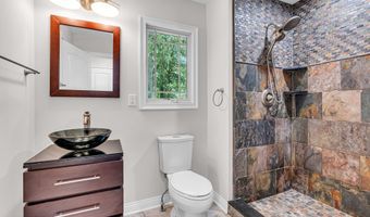 199 Pinckney Rd, Little Silver, NJ 07739