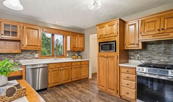 2539 W SUNNYVIEW Cir, Appleton, WI 54914