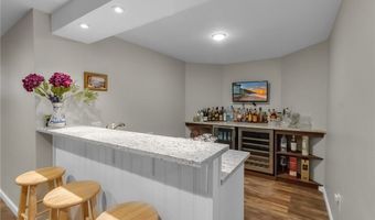 72 Dockside Pkwy, Amherst, NY 14051