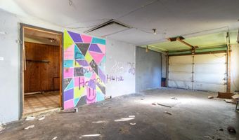 204 E ADAMS St, Abingdon, IL 61410