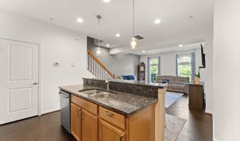 21709 CHARITY Ter 10C, Ashburn, VA 20147