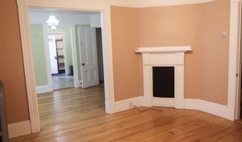 22 E Chestnut St, Augusta, ME 04330