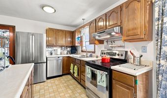 2008 Douglas Ave, Ames, IA 50010