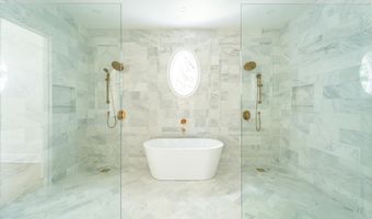 5617 MCLEAN Dr, Bethesda, MD 20814