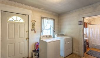 120 11th St, Apalachicola, FL 32320