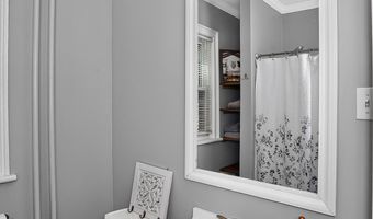 28 Kent St, Albany, NY 12206