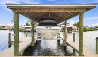 485 FLAMINGO Dr, Apollo Beach, FL 33572