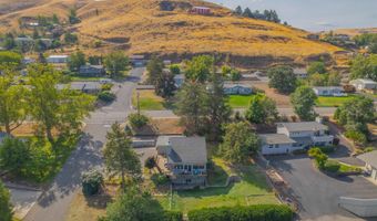 212 Adams St, Asotin, WA 99402