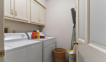 1122 Packard Pl, Auburn, IN 46706