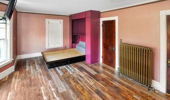 75 S Park St, Bangor, ME 04401