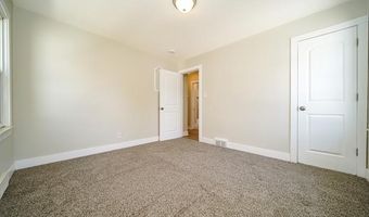 8076 Winona Ave, Allen Park, MI 48101
