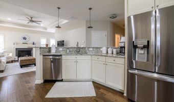 31 GARDEN Path, Barnegat, NJ 08005