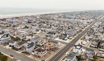 7463 Ocean Dr, Avalon, NJ 08202
