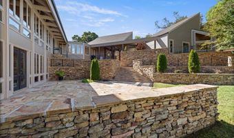 651 Cliff Top Rd, Blaine, TN 37709