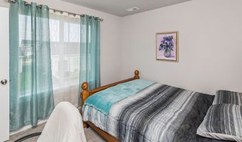 616 NE Pearl Dr, Ankeny, IA 50021