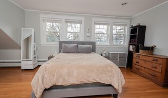 369 Ohio St, Bangor, ME 04401