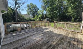 251 Pennant Ave, Beachwood, NJ 08722
