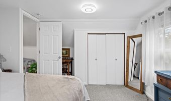 18 Oxford Rd, Albany, NY 12203