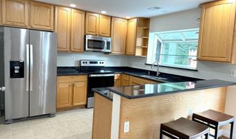 2438 S WALTER REED Dr S E, Arlington, VA 22206