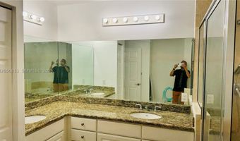 3001 NE 185th St 431, Aventura, FL 33180