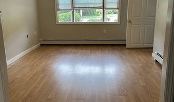 7 Heidi Ln, Billerica, MA 01821