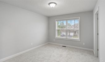15365 Eagle Creek Way, Apple Valley, MN 55124