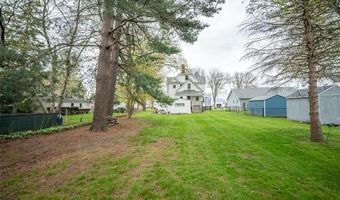 1749 Saint Clair River Dr, Algonac, MI 48001