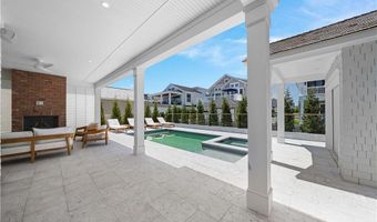 811 Ocean Rd, Narragansett, RI 02882