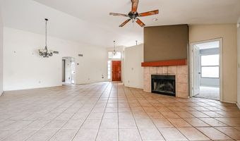 2364 W COMSTOCK Dr, Chandler, AZ 85224