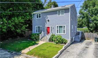 3 Hilltop St, Johnston, RI 02919