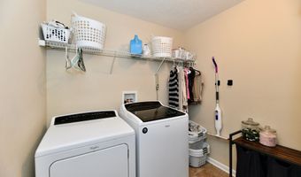 6695 Buhrstone Ln, Avon, IN 46123
