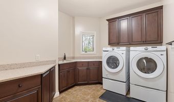 1200 N Hickory Ln, Angola, IN 46703