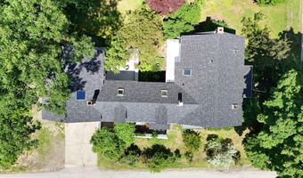 59 Cedar St, Belfast, ME 04915
