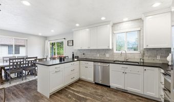 257 W 1125 N, Centerville, UT 84014