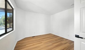 28983 Mountain Meadow Rd, Escondido, CA 92026