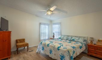 657 Pine St, Alligator Point, FL 32346