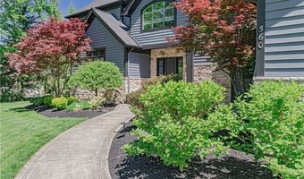 560 Club Dr, Aurora, OH 44202