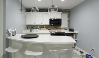 1712 Levee Ave, Anoka, MN 55303