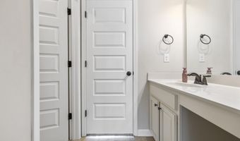 545 Bennington Farm Dr, Boiling Springs, SC 29316